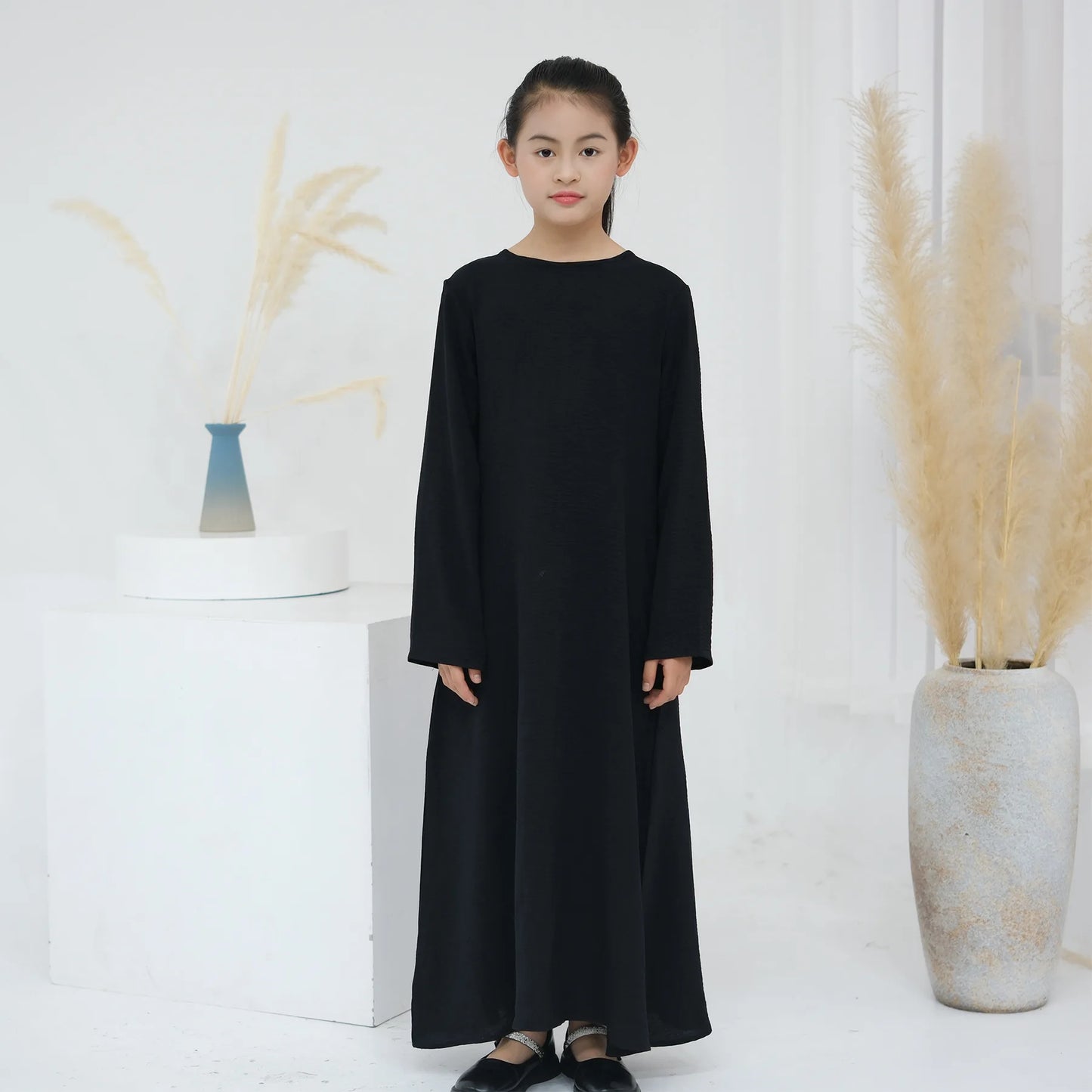 Muslim Kids Abaya Middle East Arab Children Long Sleeves Plain Color Dress Turkey Robe Islamic Girls Round Neck Clothing Modest
