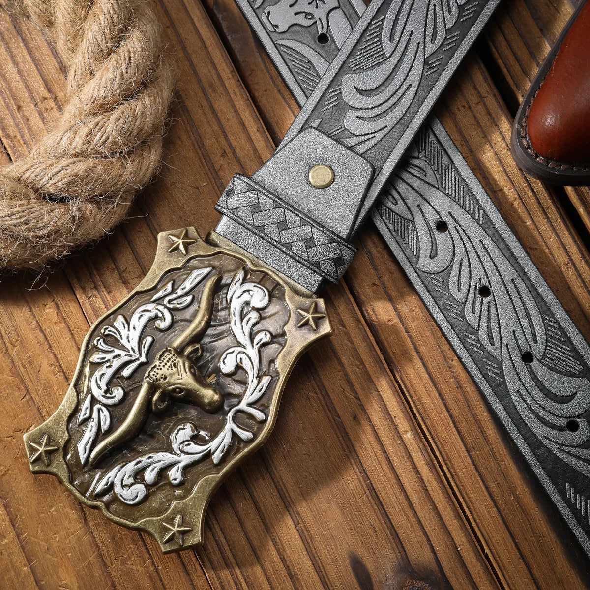 Vintage meets fashion! PU alloy buckle belt, suitable for both men and women, to create a personalized Western style