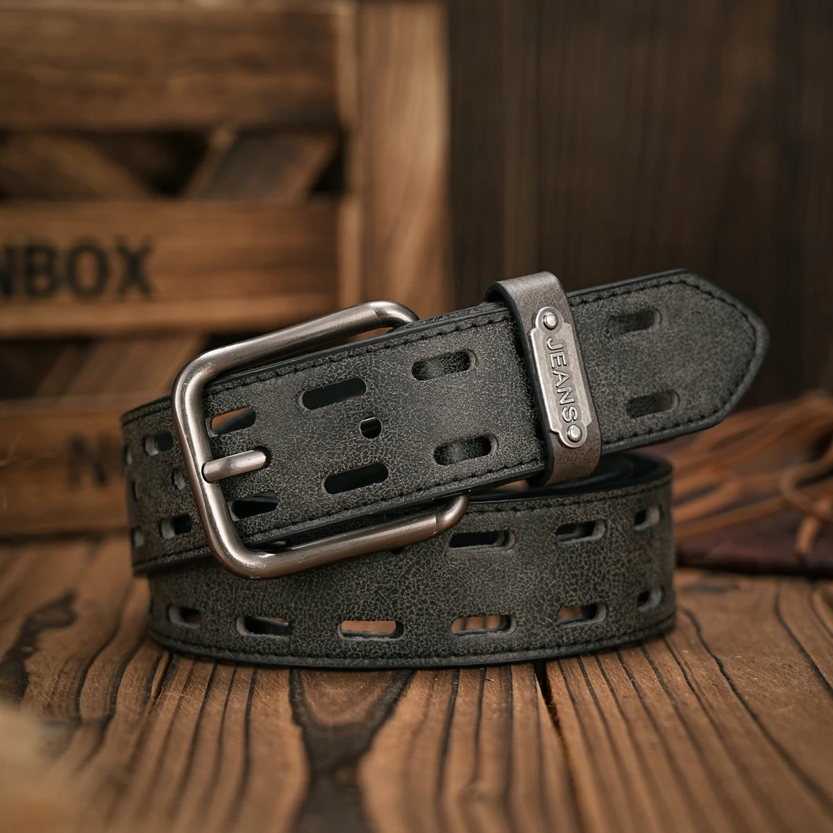 Vintage and fashion collision! PU leather alloy buckle waistband, for both men and women, to create a personalized western style