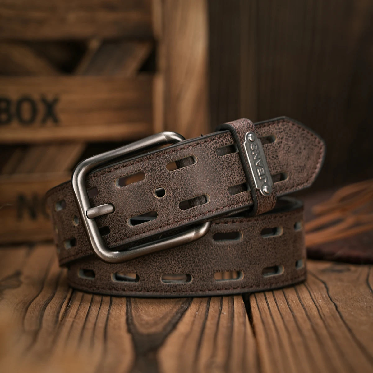 Vintage and fashion collision! PU leather alloy buckle waistband, for both men and women, to create a personalized western style