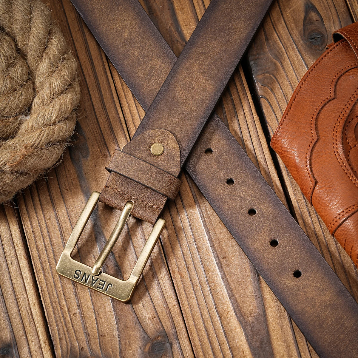 Vintage meets fashion! Alloy buckle PU belt, suitable for both men and women, to create a personalized Western style