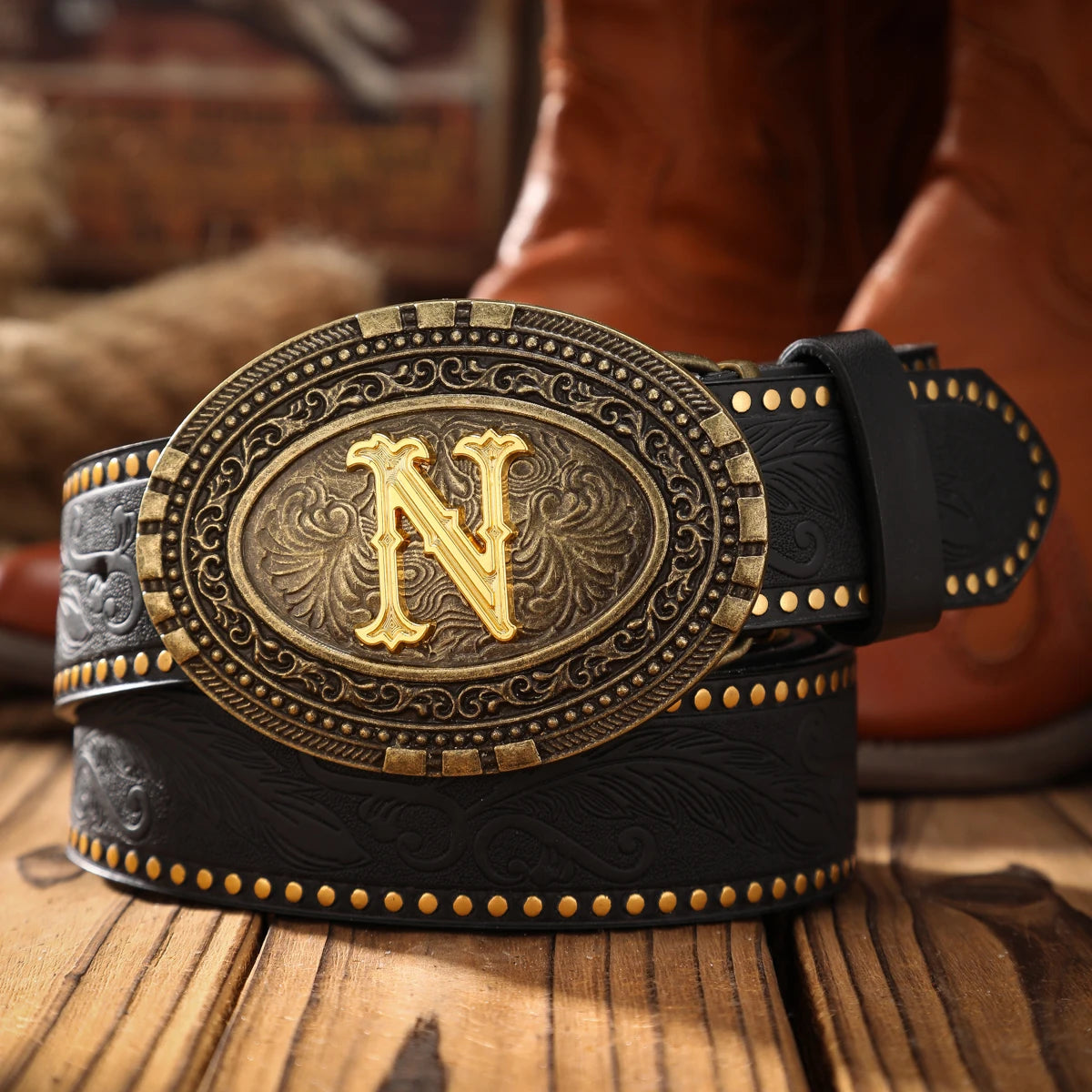 A men's and women's casual retro belt Western style! PU leather belt with metal buckle, suitable for daily work wear