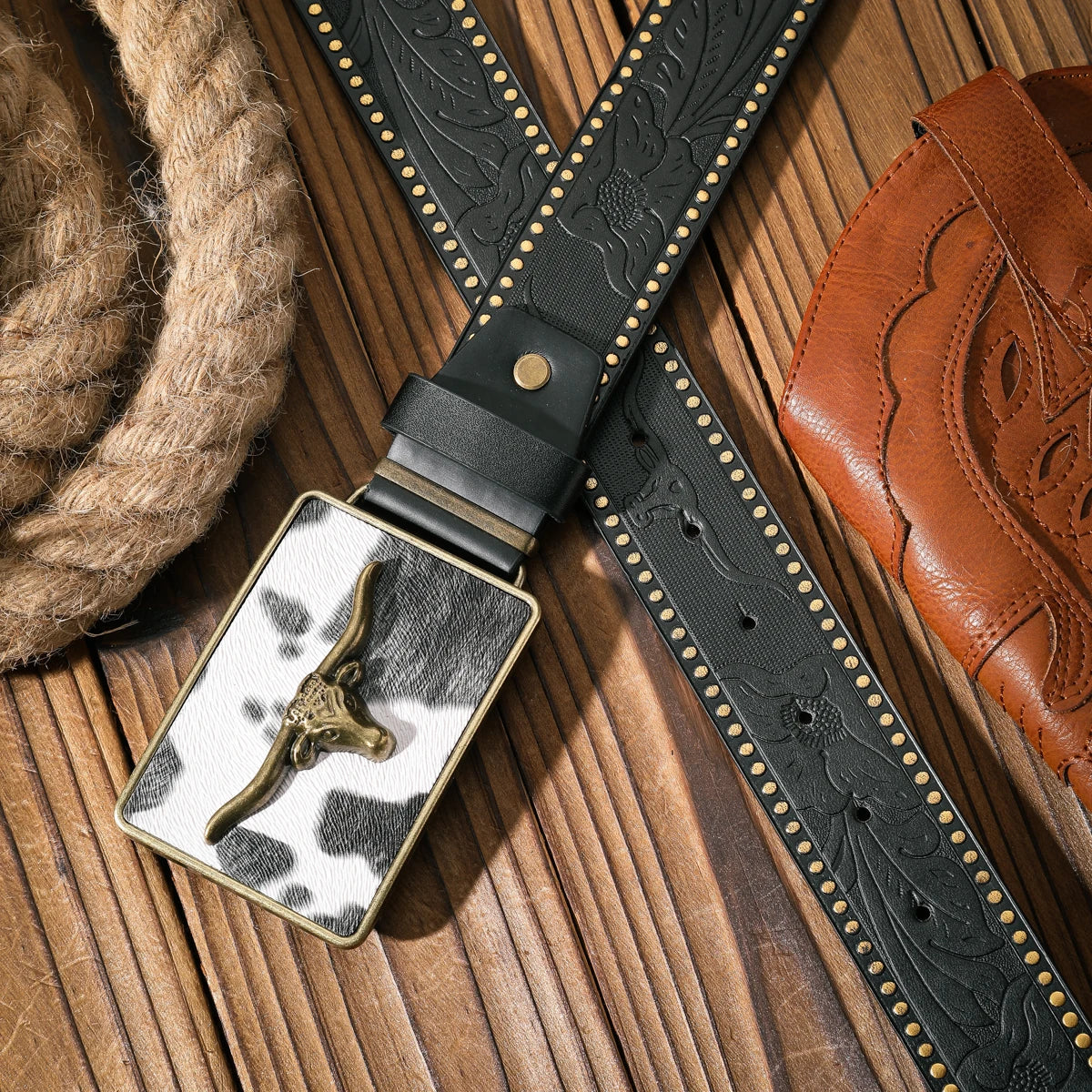 A casual and retro belt, a waist accessory for Western-style clothing, metal buckle, PU belt, suitable for both men and women