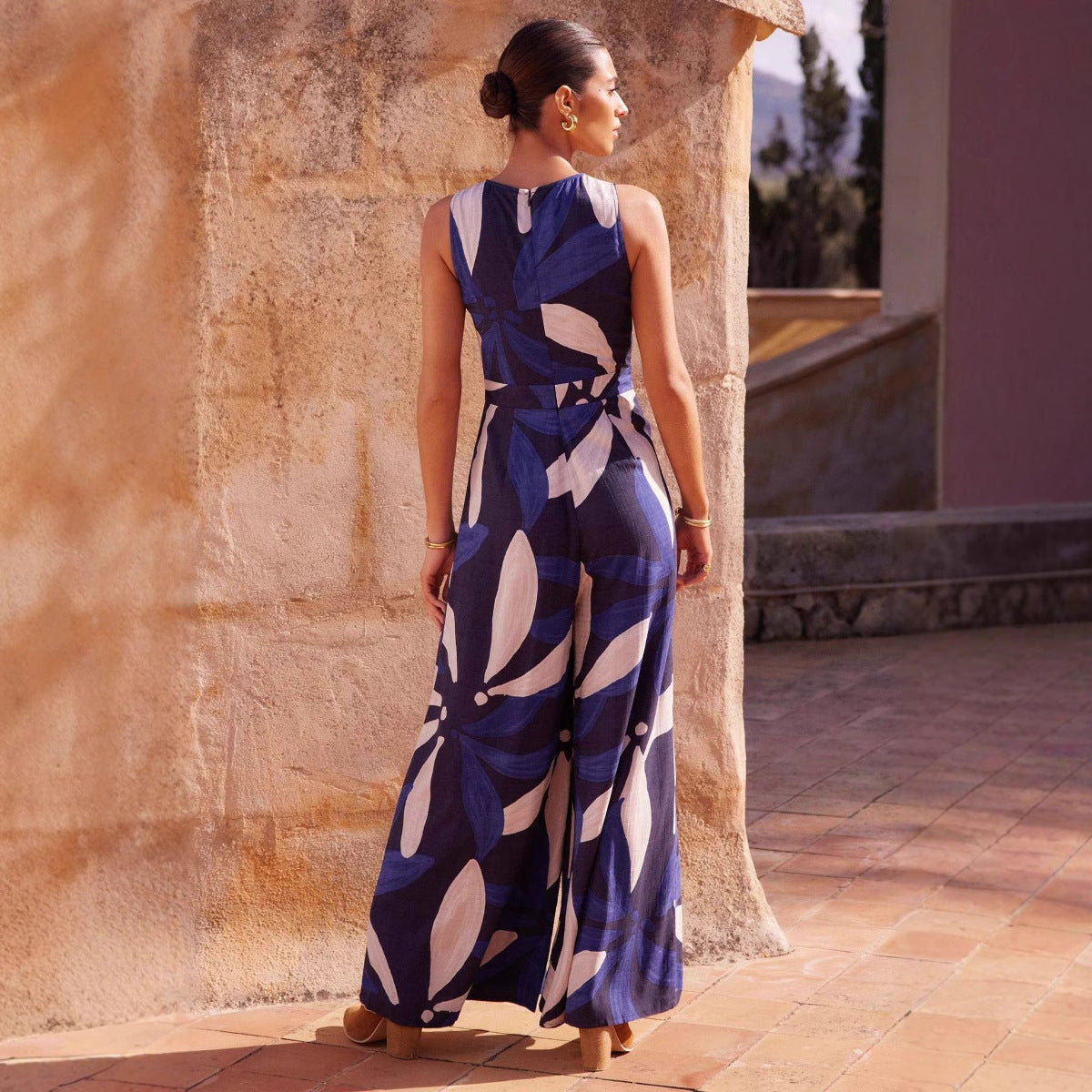 Round Neck Printed Jumpsuit – Sleeveless Waist-Controlled Summer One-Piece